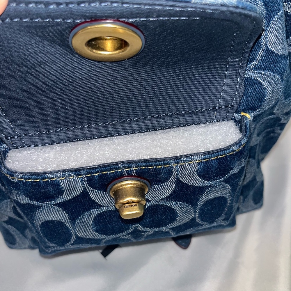 Coach Riya Backpack 21 in Signature Denim - Picture 7 of 11